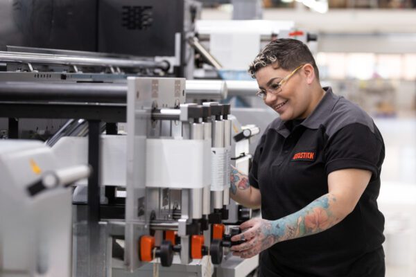 Vrouw aan het werk in het DPC